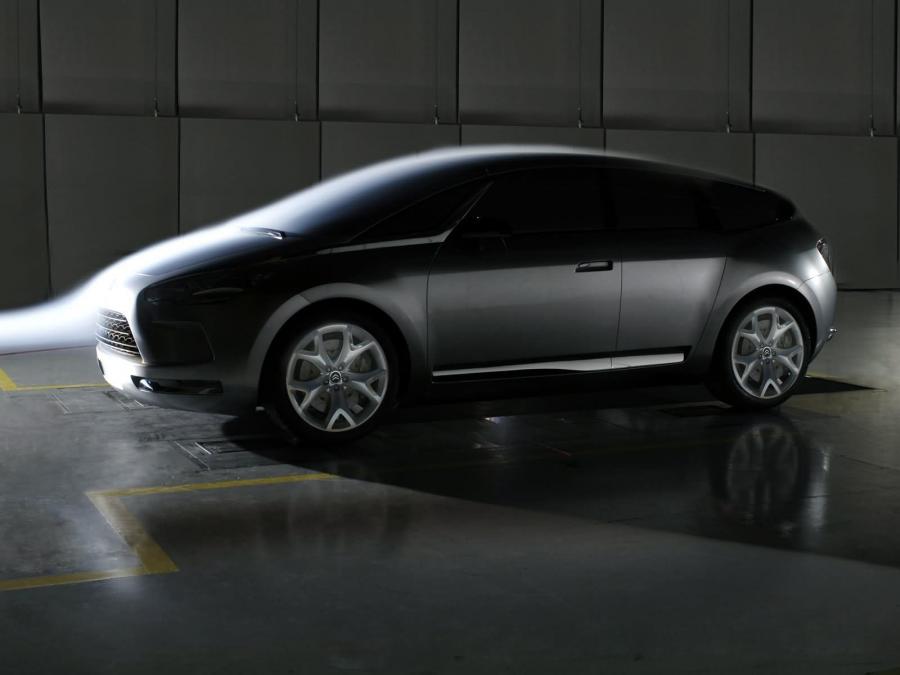  Citroen C-SportLounge Concept 2005 года  (фото 25 из 116)